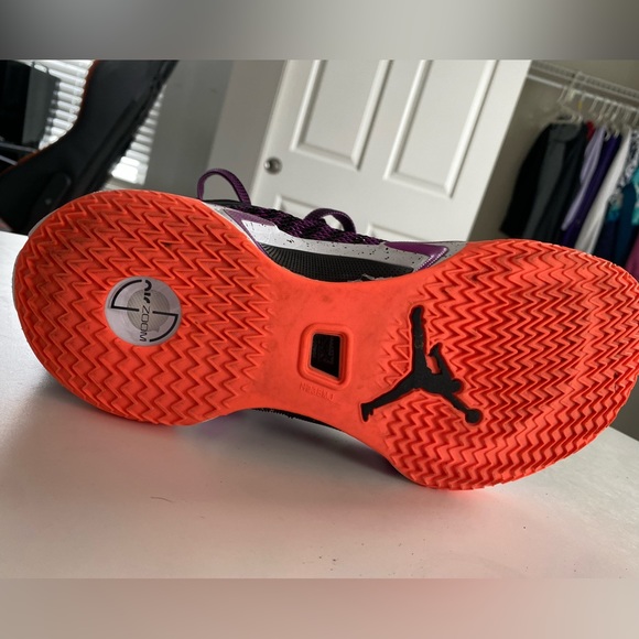 Air Jordan sneakers - Picture 6 of 7